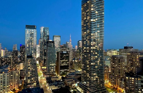 Grange Park Apartment | Apartment in heart of Toronto downtown