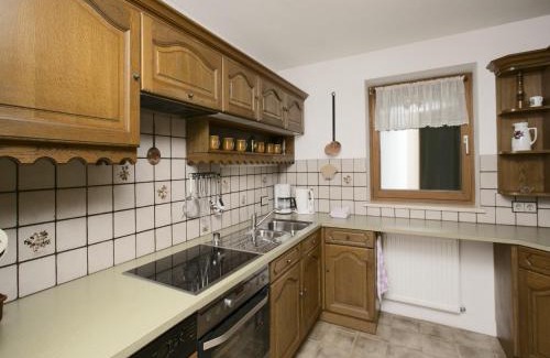 Lechaschau Apartment | Apartment in Hinterbichl near Ski Bus