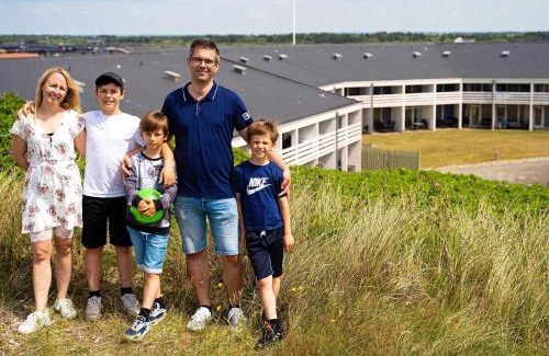 Sondervig Apartment | Apartment in holiday park with loft, Ringkøbing