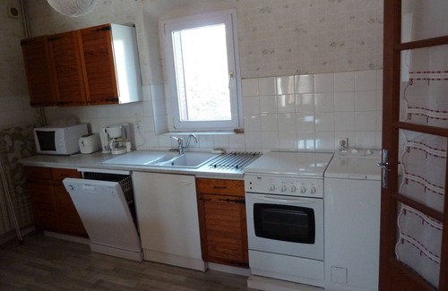 Briancon Cottage | Apartment in house with garden and closed private parking