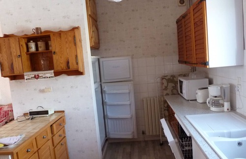 Briancon Cottage | Apartment in house with garden and closed private parking