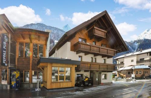 Huben Apartment | Apartment in Huben near Ski Slopes, cleaning included