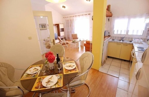 Ist Apartment | Apartment in Ist with Seaview, Terrace, Air condition, WIFI (3752-1)