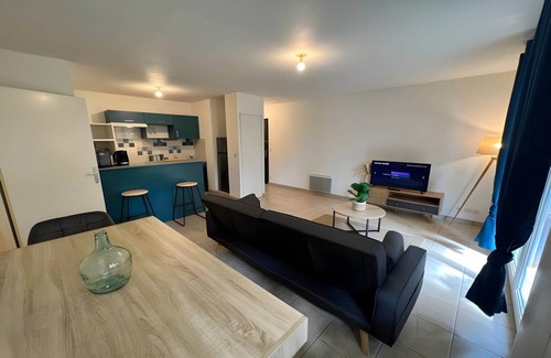 Pin - Vert Galant Apartment | Apartment in Le Mans near Antarès
