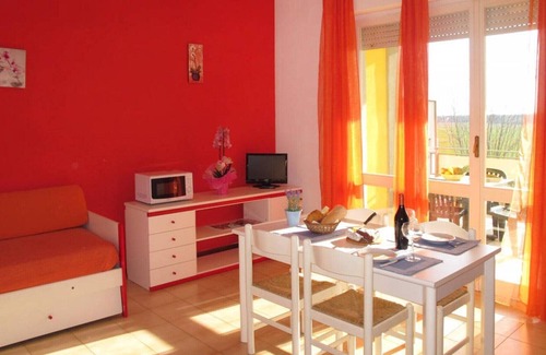 Luni Mare Apartment | Apartment in Luni mit Balkon