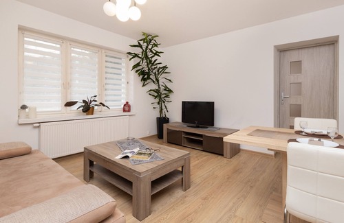 Gdynia Apartment | Apartment in Quiet Area by Renters