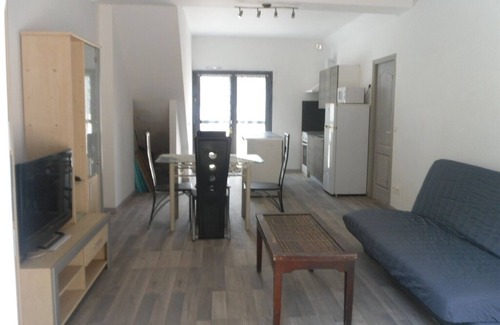 Sorede Condo | Apartment in residence