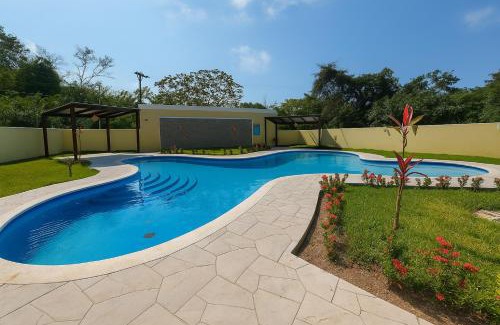 Coxen Hole Apartment | Apartment in Roatan 1