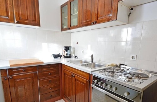 Ciritez Apartment | Apartment in Roč with Terrace, Air condition, WIFI, Washing machine (4194-1)