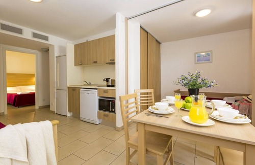 Solaro Apartment | Apartment in Solenzara, air conditioning, balcony, near the beach B6