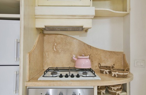 Donoratico House | Apartment in Tuscany near Marina Beach