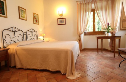 Serravalle Pistoiese Other | Apartment 2 rooms - 1 bathroom - sleeps 5 - wifi - pool