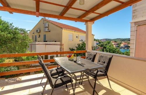 Lumbarda Apartment | Apartment Ivan