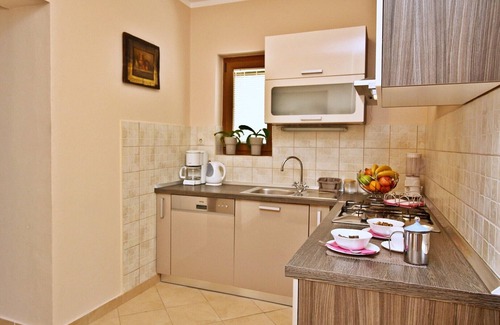 Soline Apartment | Apartment Ivanka - 200 m from sea, balcony, sea view, BBQ, private parking