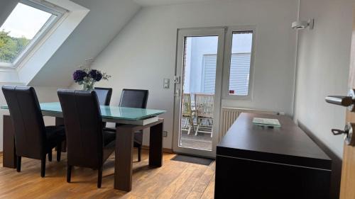 Walberberg Apartment | Apartment Köln Bonn DeLux Burgblick