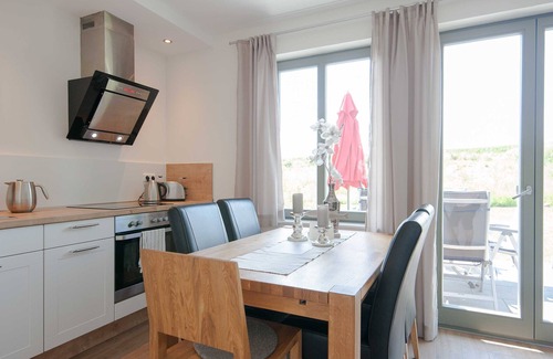 Sarkwitz Apartment | Apartment Kestrel, terrace - Apartment Spieß