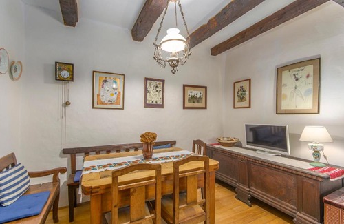 Groznjan House | Apartment Kuharić