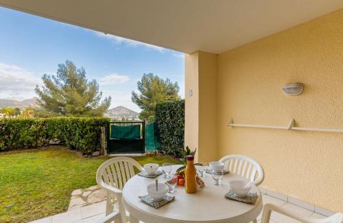 Le Dramont Apartment | Apartment L'Esquinade - FH 012 by Interhome