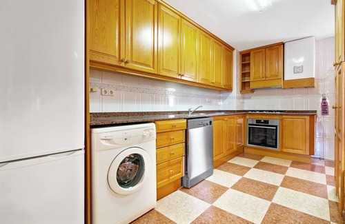 Orba Apartment | Apartment 'La Bodegueta' with Private Terrace, Wi-Fi and Air Conditioning