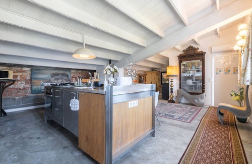 Riudecanyes Apartment | Apartment 'La Fabriqueta Deluxe' with Mountain View, Wi-Fi and Air Conditioning