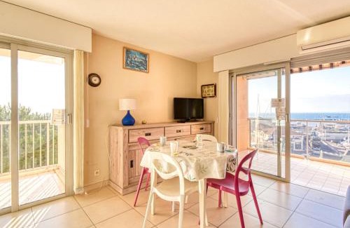 Frejus Port Apartment | Apartment Le Capitole-2 by Interhome