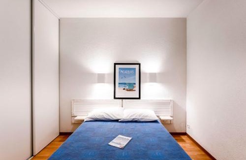Le Verdon-sur-Mer Apartment | Apartment Les Alcyons T3 by Interhome