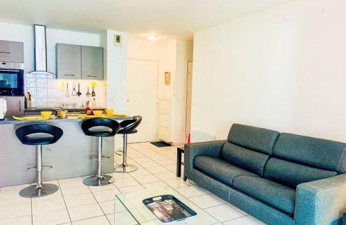 Saint-Aygulf Apartment | Apartment Les Calanques du Parc-2 by Interhome