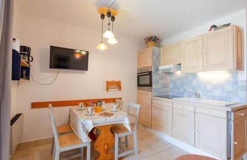 Les Issambres Apartment | Apartment Les Hauts des Issambres-11 by Interhome