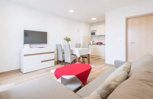 Montovjerna Apartment | Apartment Luce Royal