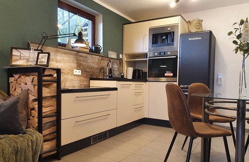 Ulmen Apartment | Apartment MaarBurg with a large terrace