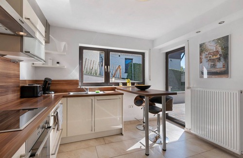 Albstadt Apartment | Apartment 'Mayer' with Private Terrace, Shared Garden and Wi-Fi