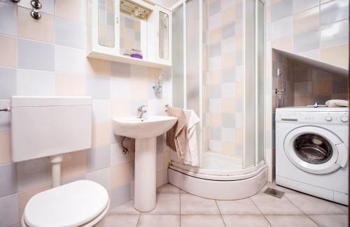 Stari Grad Apartment | Apartment Mirjana - EV friendly
