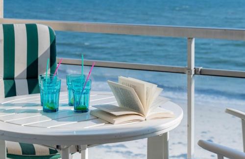 Saint-Pierre-Quiberon Apartment | Apartment Morgane by Interhome