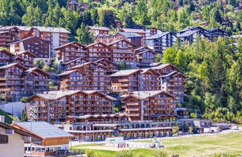 Saint-Pierre-de-Clages Apartment | Apartment Montagnard 10 by Interhome