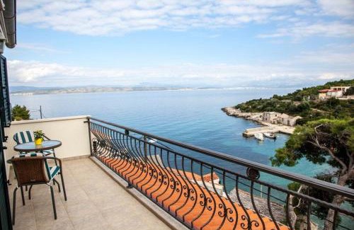 Cove Donja Krusica (Donje selo) Apartment | Apartment More