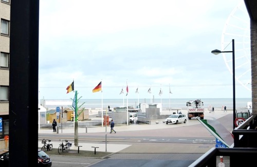Middelkerke Apartment | Apartment near Epernayplein, Family-Friendly Stay