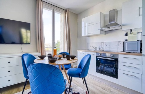 Petit-Ivry Apartment | Apartment Near Porte de Choisy
