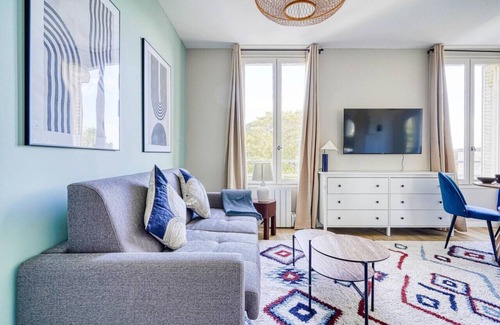 Petit-Ivry Apartment | Apartment Near Porte de Choisy
