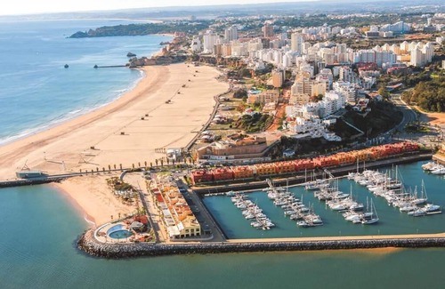 Parchal Apartment | Apartment near to Praia da Rocha beach with swimming pool at 3 minutes drive