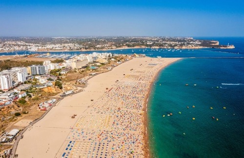 Parchal Apartment | Apartment near to Praia da Rocha beach with swimming pool at 3 minutes drive