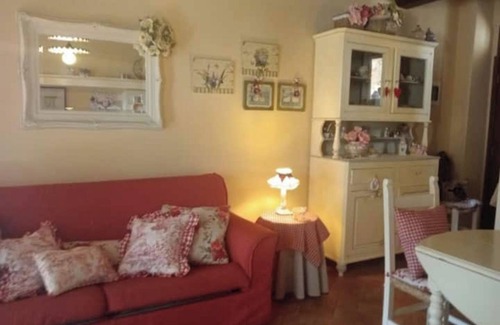 Montaione Apartment | Apartment 'Nel cuore della Toscana' ' with Shared Pool, Private Terrace and Wi-Fi
