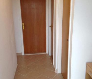 Razanj Apartment | Apartment Nirvana