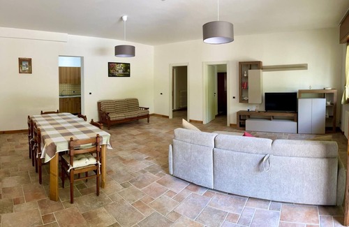 Idro Apartment | Apartment on Lake Idro (Idro, Brescia).