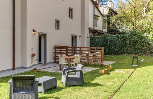 Borgo San Lorenzo Apartment | Apartment 'Palazzina Nel Cuore Del Mugello' with Mountain View, Wi-Fi and Air Conditioning