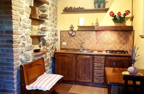 Pieve al Bagnoro Apartment | Apartment Papaveri, super view, swimming-pool with hydromassage, wi-fi, relax