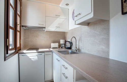 Naxos Apartment | Apartment 'Peaceful, Panoramic Seaview Retreat' with Sea View, Wi-Fi and Air Conditioning