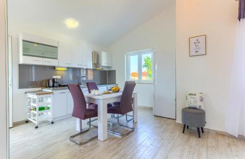 Nin Apartment | Apartment Queen's Pearl - Ninske Vodice