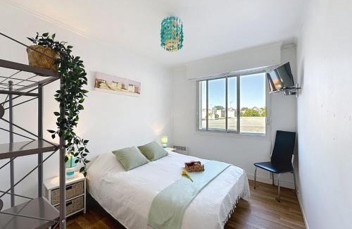 La Bernerie-en-Retz Apartment | Apartment Résidence de la Mer by Interhome
