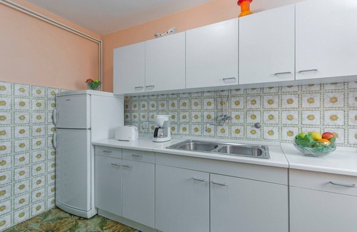 Kirmenjak Apartment | Apartment Rajko I with Garden View