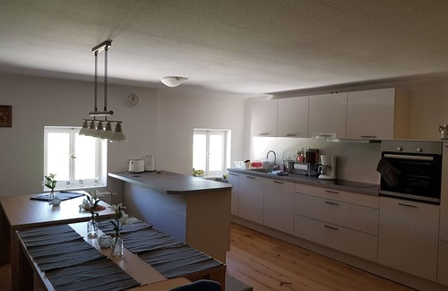 Flintsbach A. Inn Apartment | Apartment Riederhof 130 square meters, 3 bedrooms for up to 10 pers